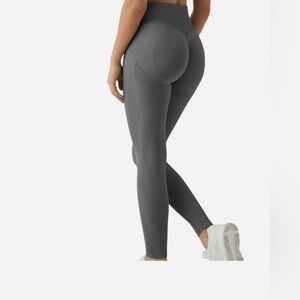 Halara Women's OneForm Seamless Flow High Waisted Booty Scrunch Leggings